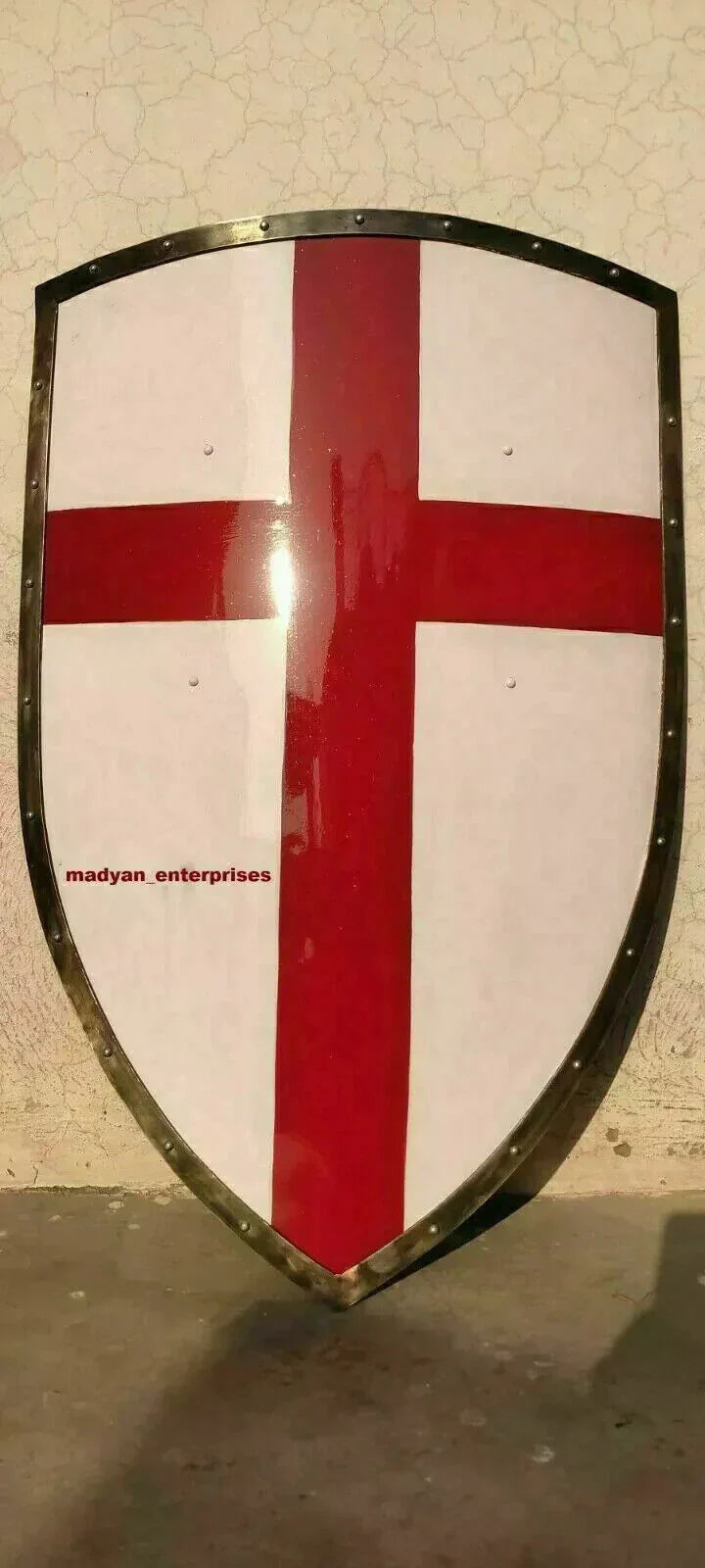 Heater Shield: A Classic Medieval Shield